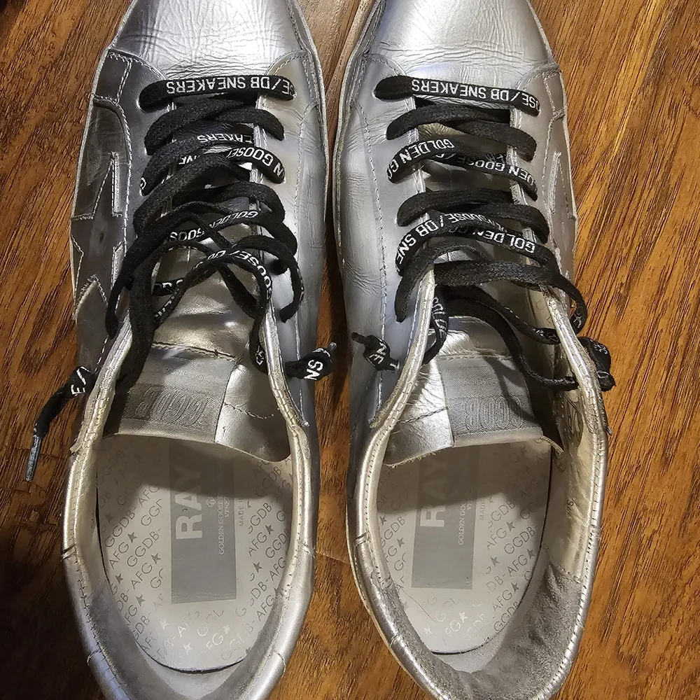 Golden Goose Limited Edition Superstar Sneakers in Silver | S44 - Picture 5 of 10